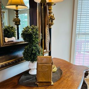 CROSSBODY WALLET BAG 8 1/2”H - 4 1/2”W - 1”D ADJUSTABLE STRAPS BEIGE NWOT